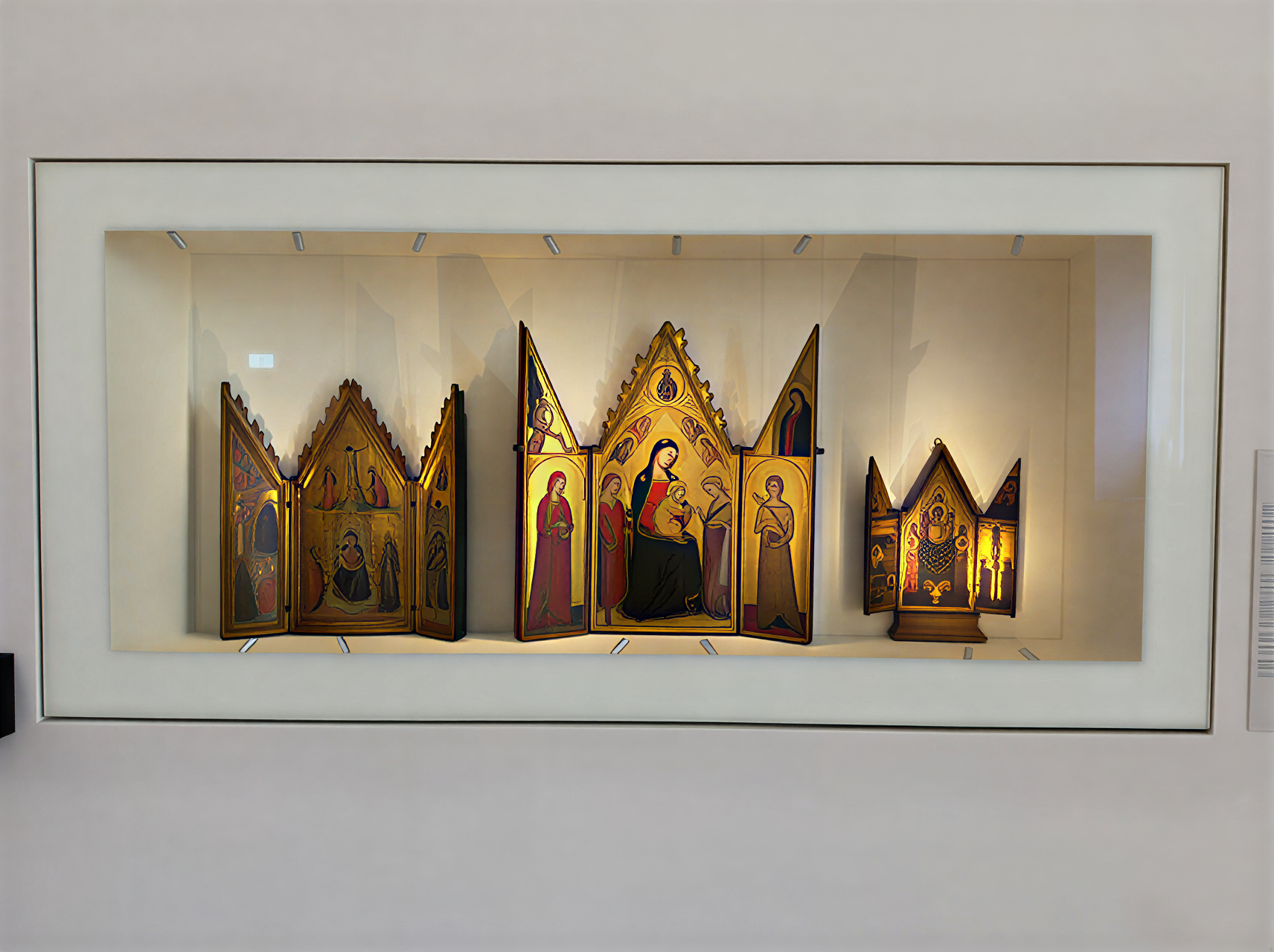 Retable de la Renaissance italienne exposé à la Galleria Nazionale dell'Umbria, Pérouse, mettant en valeur l'art et la culture de l'Ombrie.